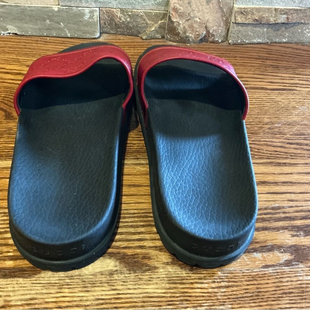 Gucci Signature Slides - Picture 4 of 8